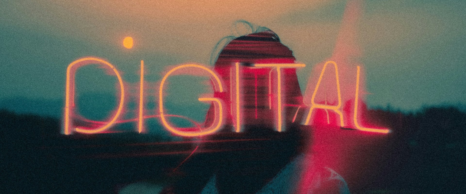 Když se digitální zájem změní v digitální žárlivost