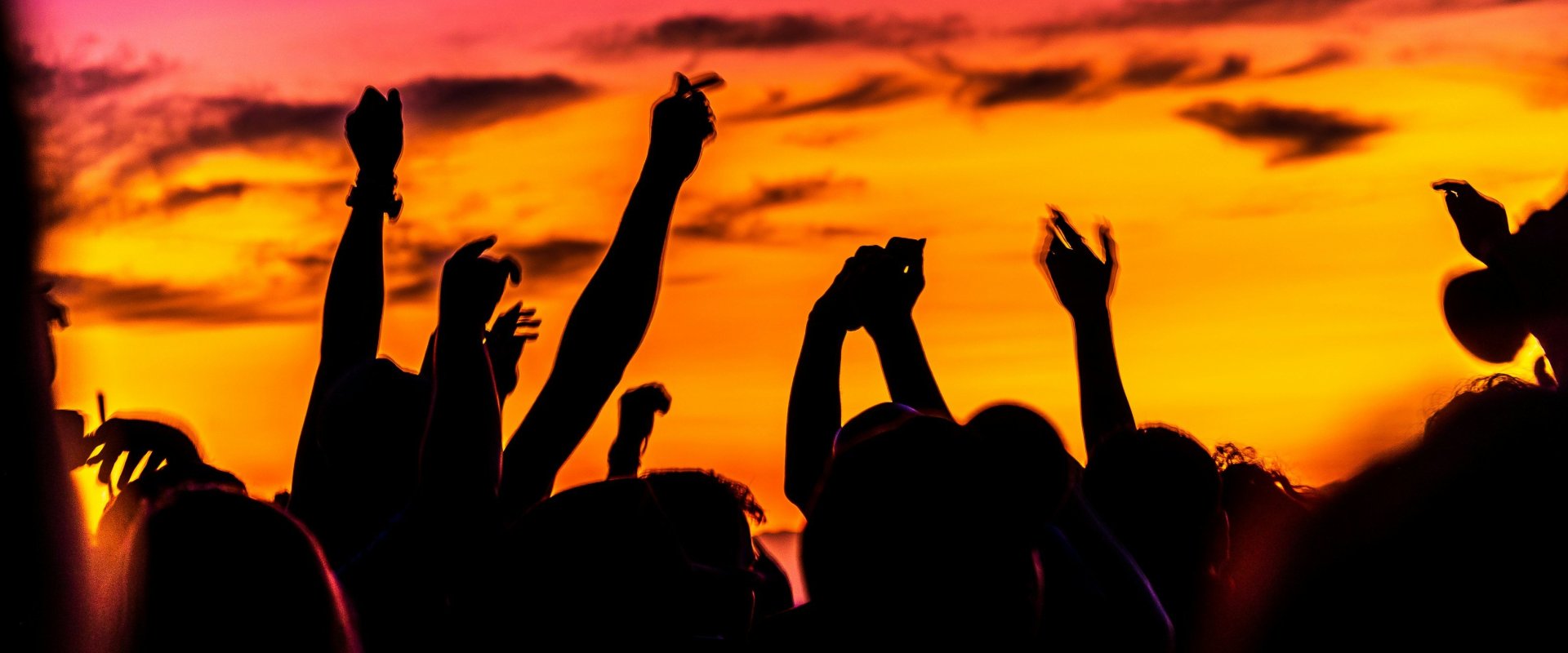 Čarodějnice: Průvodce přežitím největší jarní párty